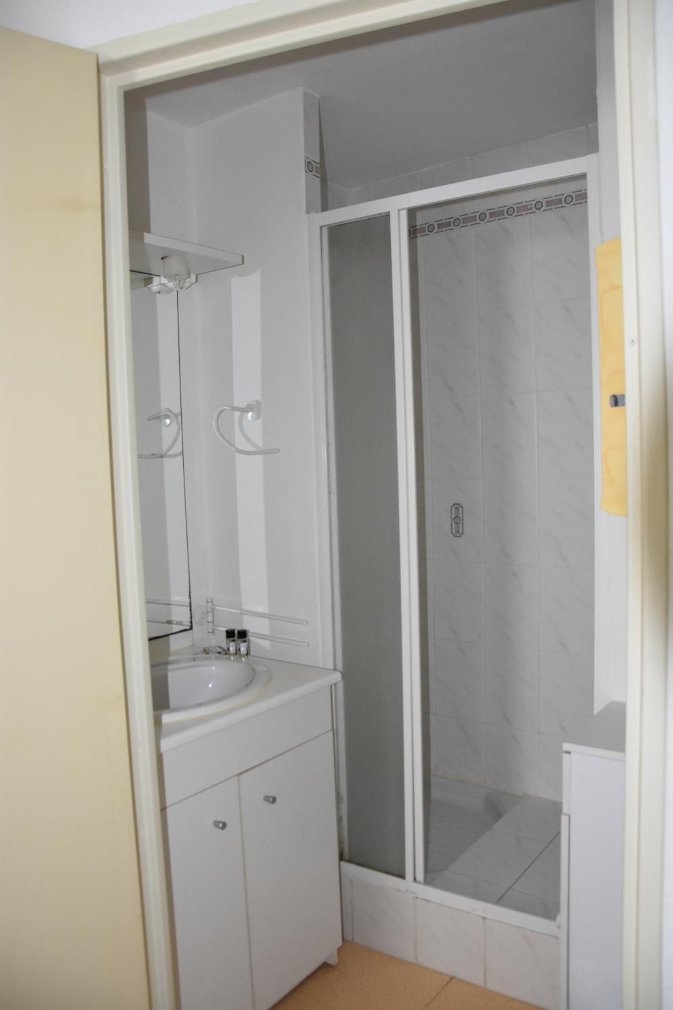 Appartement 1 Chambre, Avec Loggia Et Vue Sur Le Port Olona La Chaume Екстериор снимка